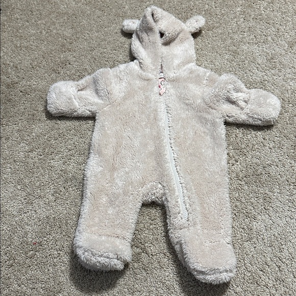 Baby Boden Newborn bunting snowsuit cream color teddy bear ears - Picture 1 of 6